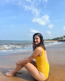 Aahana Kumra feet photo 9