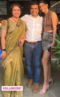 Aahana Kumra feet photo 15