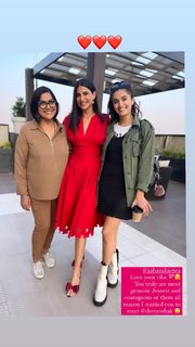 Aahana Kumra feet photo 17