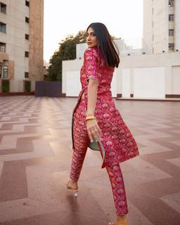 Aahana Kumra feet photo 5