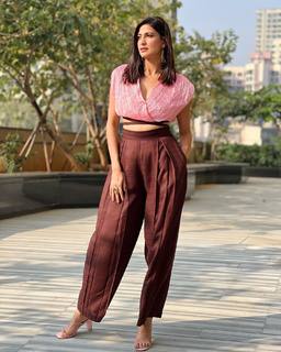 Aahana Kumra feet photo 12