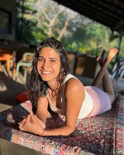 Aahana Kumra feet photo 10