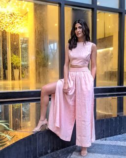 Aahana Kumra feet photo 9