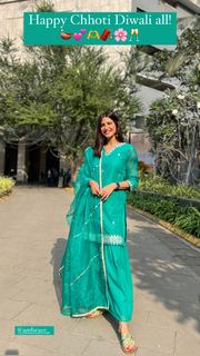 Aahana Kumra feet photo 15