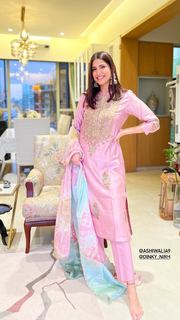 Aahana Kumra feet photo 6