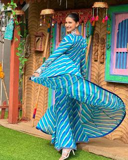 Aahana Kumra feet photo 15