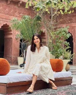 Aahana Kumra feet photo 3