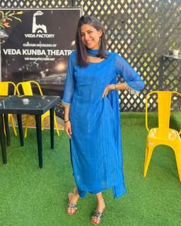 Aahana Kumra feet photo 18