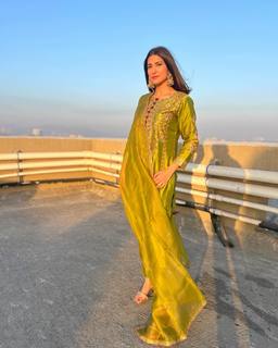 Aahana Kumra feet photo 12