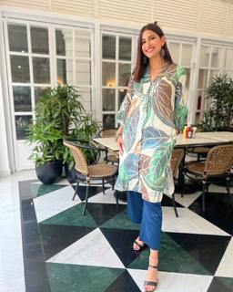 Aahana Kumra feet photo 7