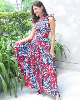Aahana Kumra feet photo 15