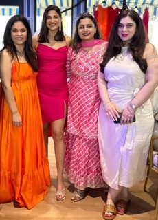 Aahana Kumra feet photo 14