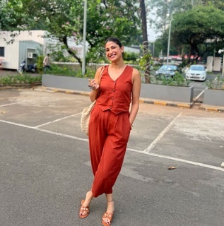 Aahana Kumra feet photo 10