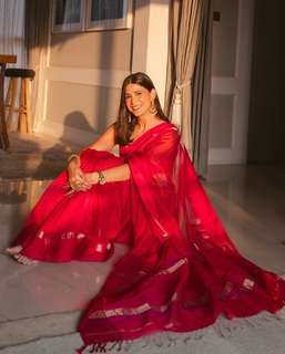 Aahana Kumra feet photo 18