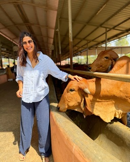 Aahana Kumra feet photo 14