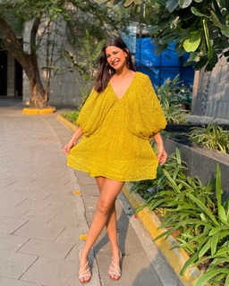 Aahana Kumra feet photo 8