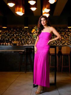 Aahana Kumra feet photo 19