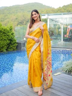 Aahana Kumra feet photo 11