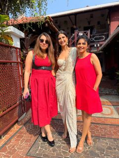 Aahana Kumra feet photo 19