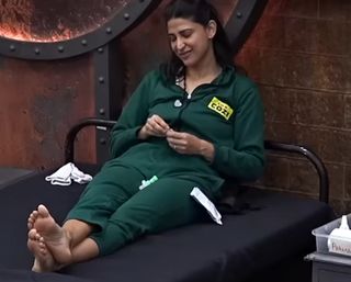 Aahana Kumra feet photo 15