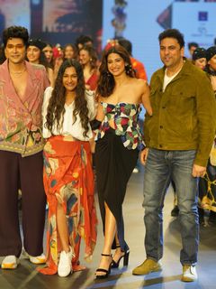 Aahana Kumra feet photo 2