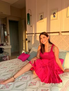 Aahana Kumra feet photo 17