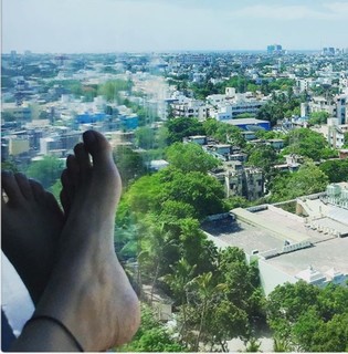 Aakanksha Singh feet photo 12