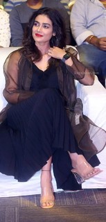 Aakanksha Singh feet photo 9