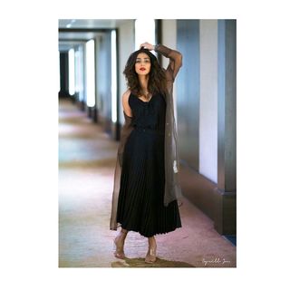 Aakanksha Singh feet photo 16