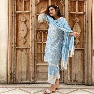Aakanksha Singh feet photo 3