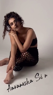 Aakanksha Singh feet photo 4