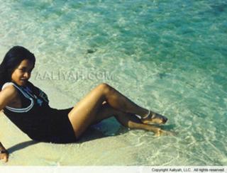 Aaliyah feet photo thumbnail