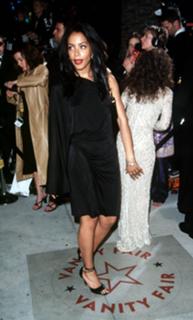 Aaliyah feet photo thumbnail