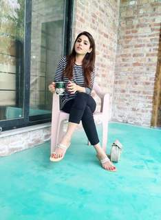 Aamna Malick feet photo 3