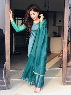 Aamna Malick feet photo 4