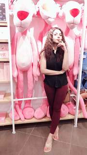 Aamna Malick feet photo 2