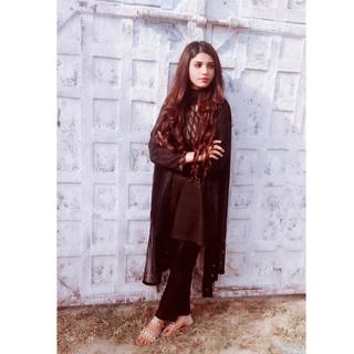 Aamna Malick feet photo 16