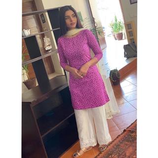 Aamna Malick feet photo 13