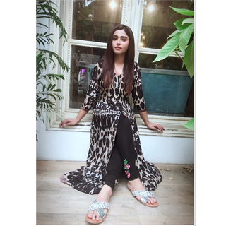 Aamna Malick feet photo 20