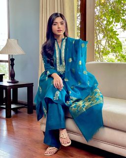Aamna Malick feet photo 11