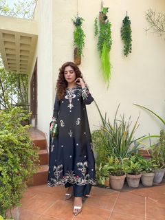 Aamna Malick feet photo 4
