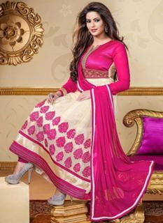 Aamna Sharif feet photo thumbnail