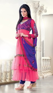 Aamna Sharif feet photo thumbnail