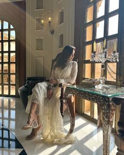 Aamna Sharif feet photo thumbnail