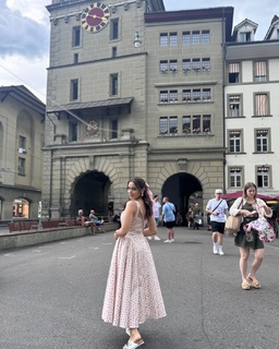 Aamna Sharif feet photo thumbnail