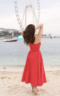 Aamna Sharif feet photo thumbnail