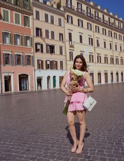 Aamna Sharif feet photo thumbnail