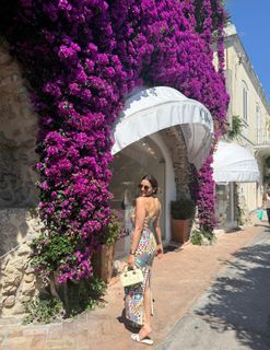 Aamna Sharif feet photo thumbnail