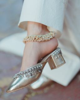 Aamna Sharif feet photo thumbnail