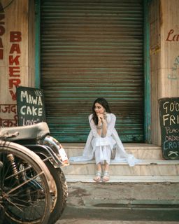 Aamna Sharif feet photo thumbnail